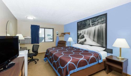 King Room - Ground Floor/Non-Smoking