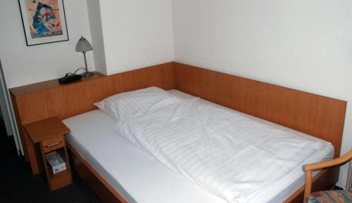 Premium Single Room