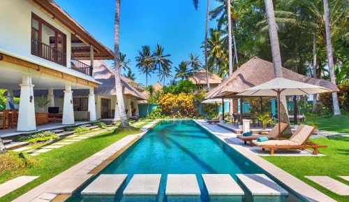 Villa with Private Pool