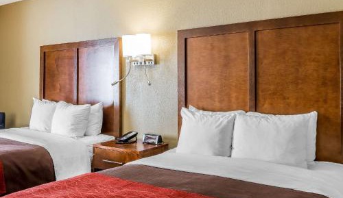 Queen Room with Two Queen Beds - Non-Smoking