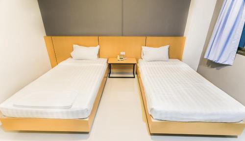 Twin Room with Bathroom