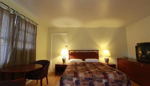 Double Room with Shower - Non Smoking