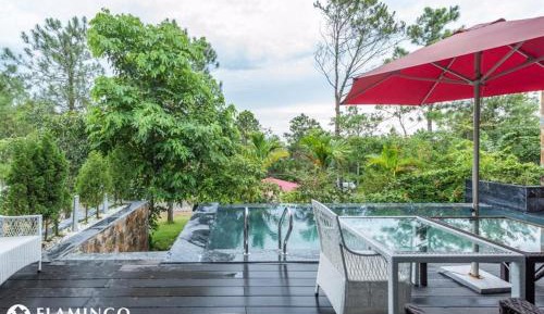 Three-Bedroom Villa with Pool