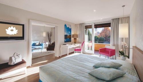 Suite South