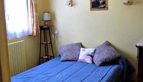 One-Bedroom Apartment (5 Adults)