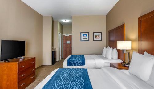 Queen Room with Two Queen Beds - Non-Smoking