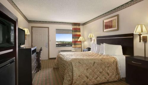 King Room - Non-Smoking