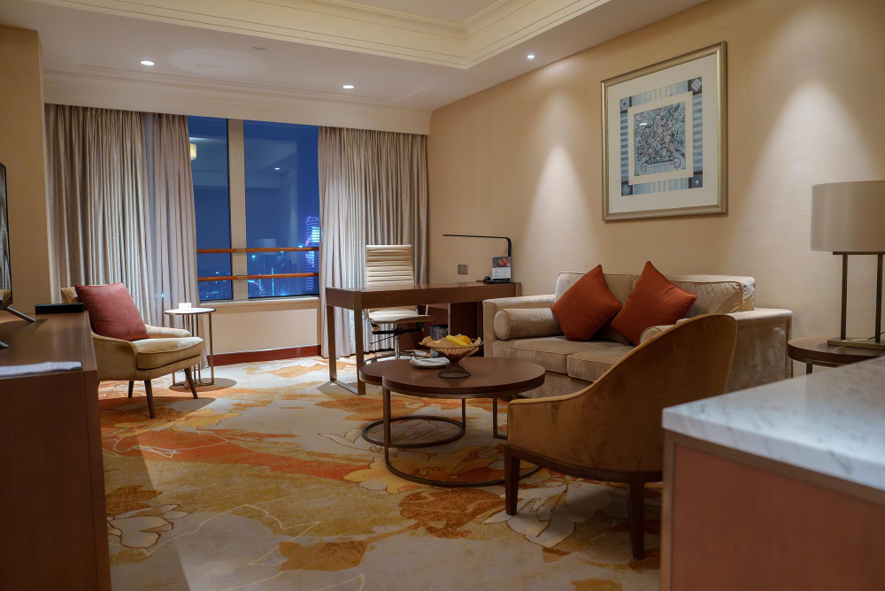 Deluxe Double Room (2 Adults + 1 Child)