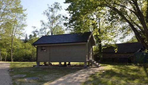 Caban on  Stilts
