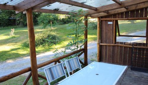 Bungalow with Patio