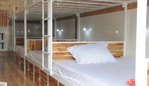 Mixed Dormitory Room