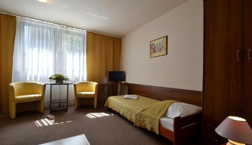 Standard Single Room with Shower