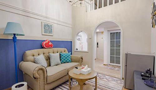 Apartment with Balcony