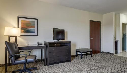 One-Bedroom Suite with Two Double Beds