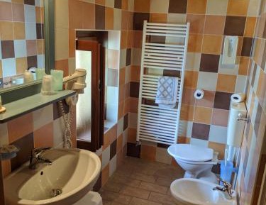 Economy Twin Room