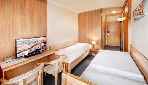 Economy Twin Room