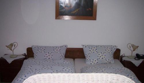 Double or Twin Room with Shower