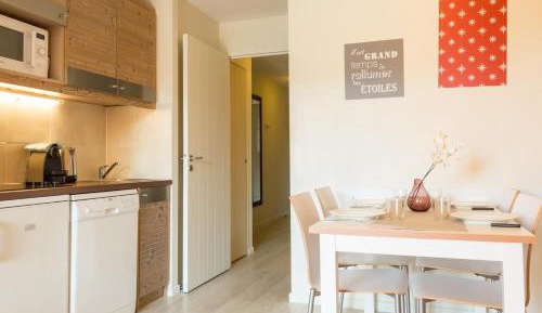 One-Bedroom Apartment (4 People) - Garden View