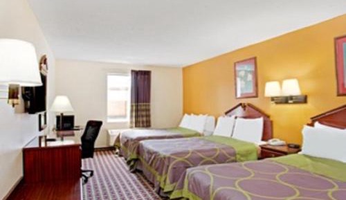 Superior Double Room with Three Double Beds - Non-Smoking