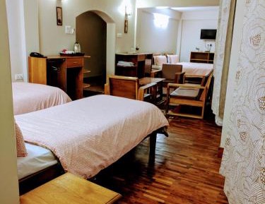 Deluxe Quadruple Room