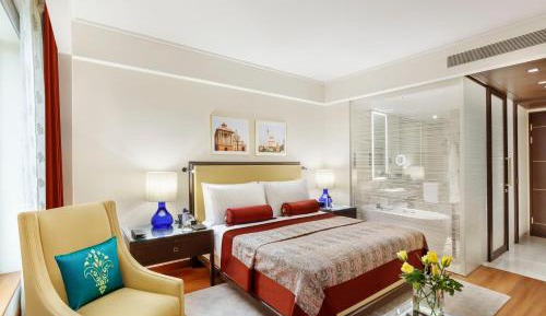 Premier Room