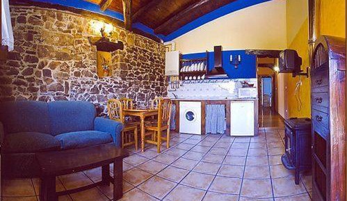 One-Bedroom Apartment (2 Adults)