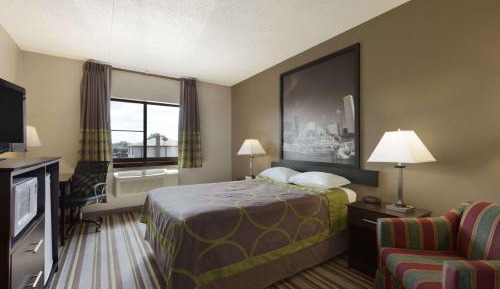 Standard Room - Disability Access/Non-Smoking