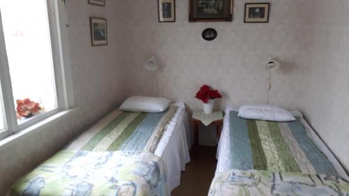 Small Twin Room