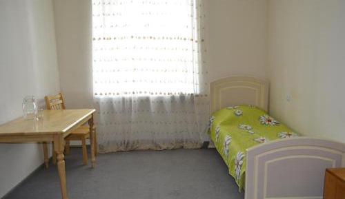 Economy Twin Room - Treatment Included