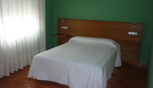 Deluxe Double Room with Shower