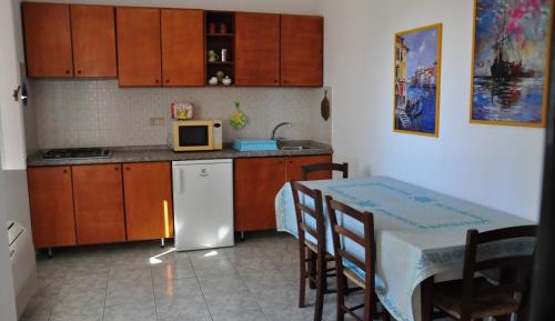 Apartment with Garden View