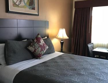 Queen Room