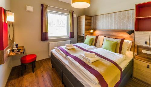 VIP cottage (2 adults)