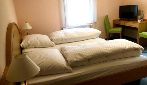 Large Double Room