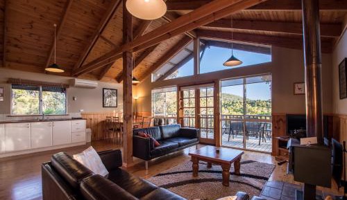 Two-Bedroom Cottage - Cakes n Ale