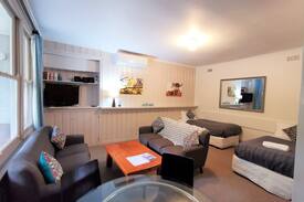 Bright Apartment | Elm Lodge Unit 4 - One Bedroom Unit