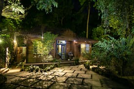 Bangunjiwo House | Upala Java Huise - Master Bungalow