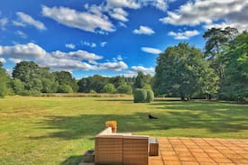 Hurley Villa | Fabulous accommodation in the center of Hurley