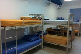Queenstown Hostel | D (1 of 6 beds) Students' hostel 3 mins from NUS