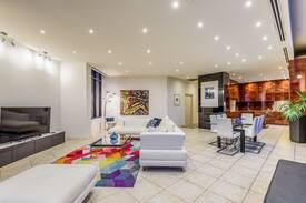Southbank Apartment | Exclusive Stays - Gallery Penthouse