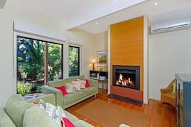 Pearl Beach House | Two Waters Between The Ocean & Lagoon