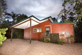 Nannup Villa | Palm Chalet