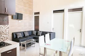 Oro Oro Ombo House | Villa Puncak Garuda D3