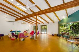 Wisemans Ferry Cabin | Forgotten Valley Sleeping up to 30