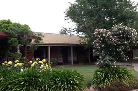 Benalla Bed & Breakfast | Coorong Farm Accommodation North East Victoria