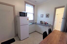 Bright Apartment | Best Spot in Bright! Elm Lodge 6