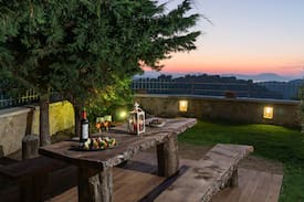 Kaloniktis Apartment | Amazing apt with pool access & Wifi