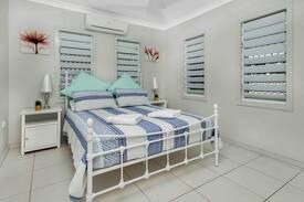 Parramatta Park House | Kathys place on Martyn St - King Single Bed
