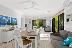 Palm Cove House | Cedar Lodge @ Palm Cove