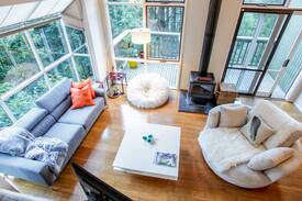 Sassafras House | Treetop Stay - your treehouse in Sassafras